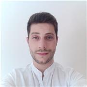 Lead Front End Engineer, con 7 anni di esperienza nell'ottimizzare e sviluppare soluzioni Web/App (nel mio portfolio ho clienti come Sky, Pirelli, Vodafone, ecc) con le più recenti librerie/framework.